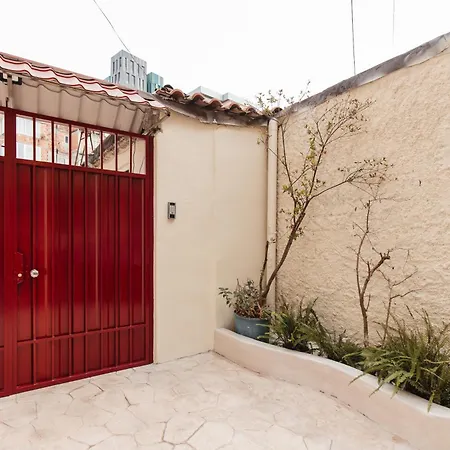 アパート Greygreen By Holistay ティラナ