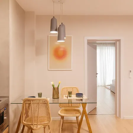 Greygreen By Holistay * ティラナ